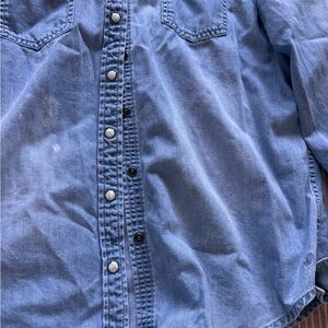 American Eagle Outfitters Light Blue denim Shirt- size L
